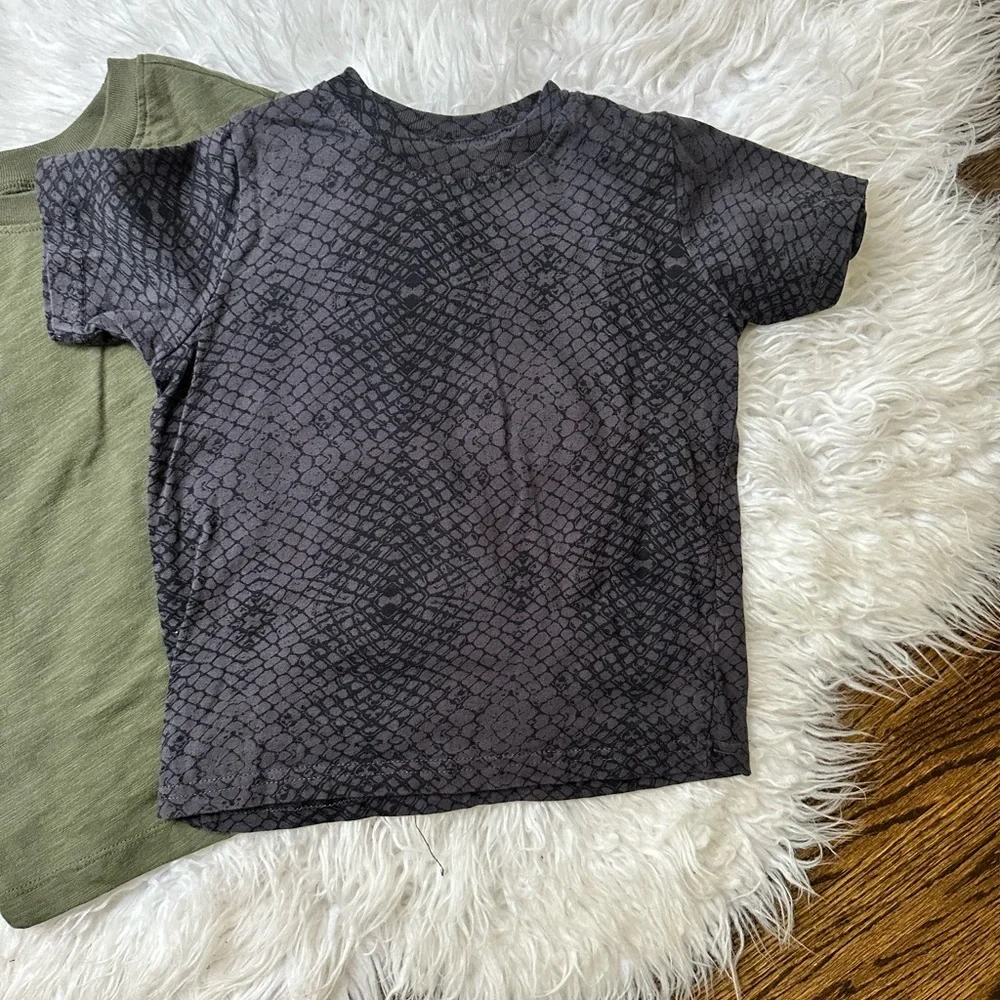 Basic tee bundle - Picture 6 of 6